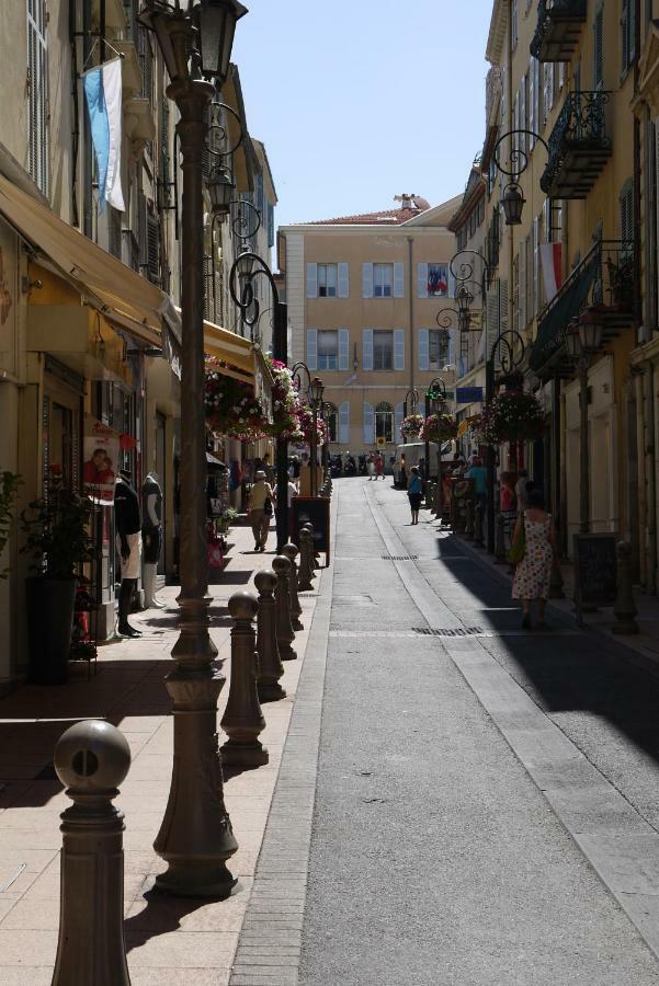 Vieille Ville 1 - Luca'S Apartment, 1 Bedroom, Max 2 Adults And 2 Kids Antibes Zewnętrze zdjęcie