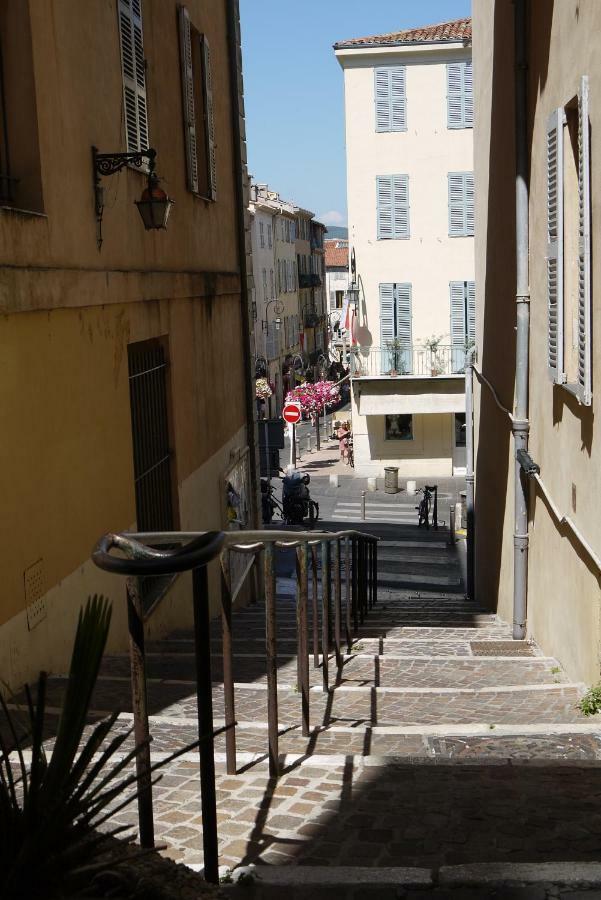 Vieille Ville 1 - Luca'S Apartment, 1 Bedroom, Max 2 Adults And 2 Kids Antibes Zewnętrze zdjęcie